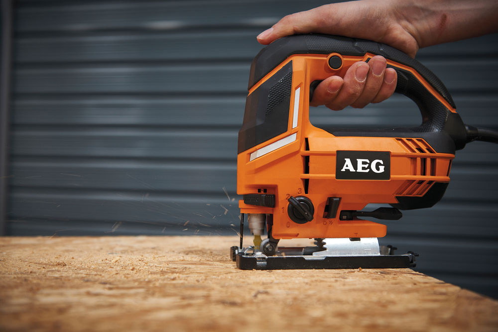Лобзик AEG STEP100 X