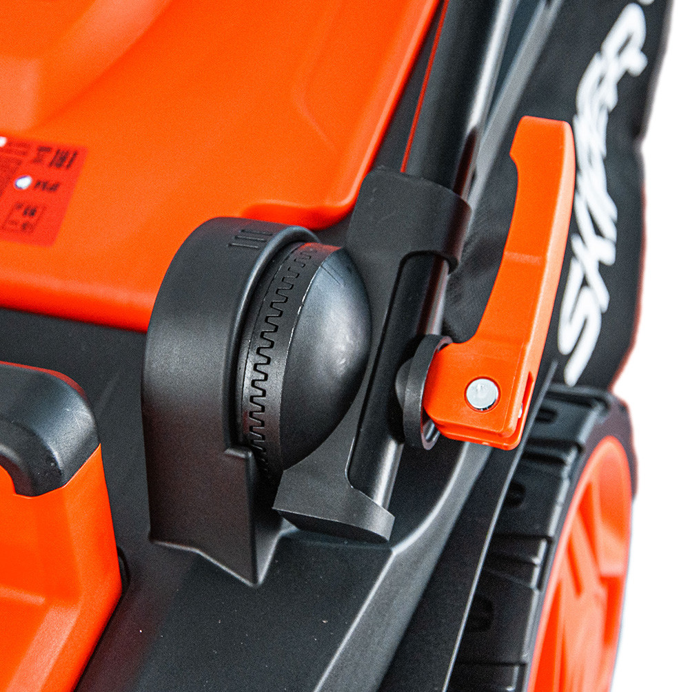 Газонокосилка аккумуляторная SKIPER KW380 (38см, бесщёт.двиг, мульчирование, 2акк*21В*4А/ч)