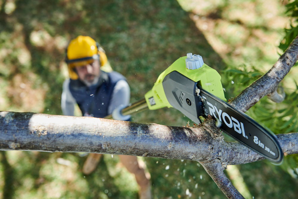 ONE + / Высоторез цепной RYOBI OPP1820 (без батареи)