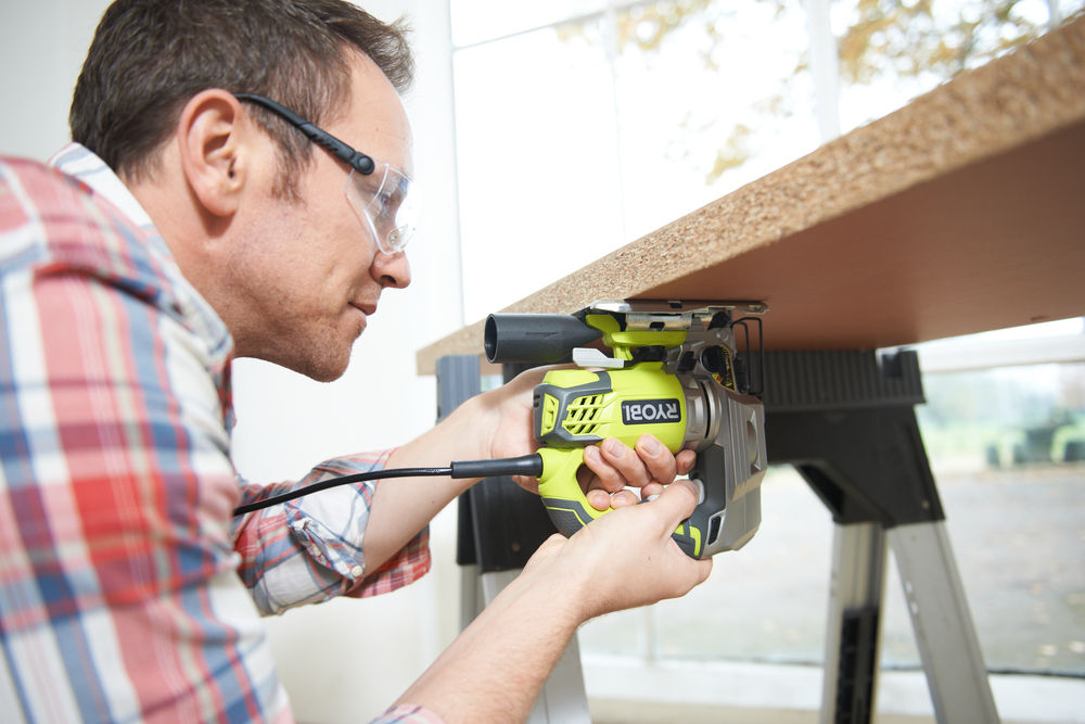 Лобзик RYOBI RJS850-K