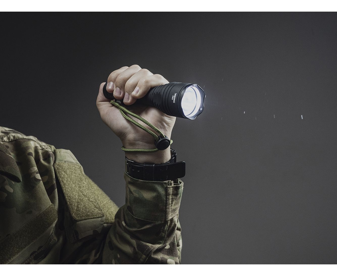 Фонарь Armytek Viking Pro Magnet USB Extended Set Белый